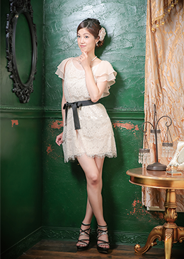 パーティドレス 二次会ドレス 沖縄 成人式 卒業式の振袖レンタル 袴レンタルは千代田振袖コレクションへ